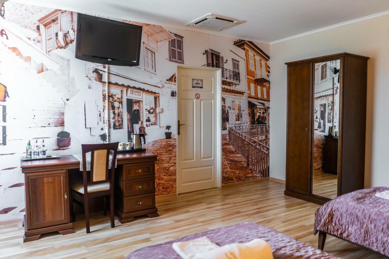 Dworek Helena Biała Podlaska Exteriér fotografie